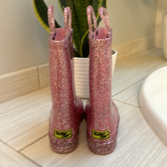Girls Glitter Pink Rain Boots size 11 - Picture 2 of 7